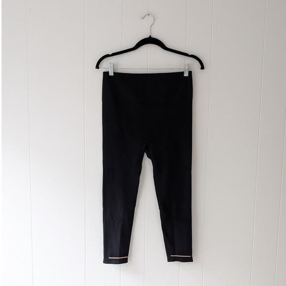 Lunya Soft Supportive Seamless Modal Cropped Leggins Black Pants - Picture 1 of 7